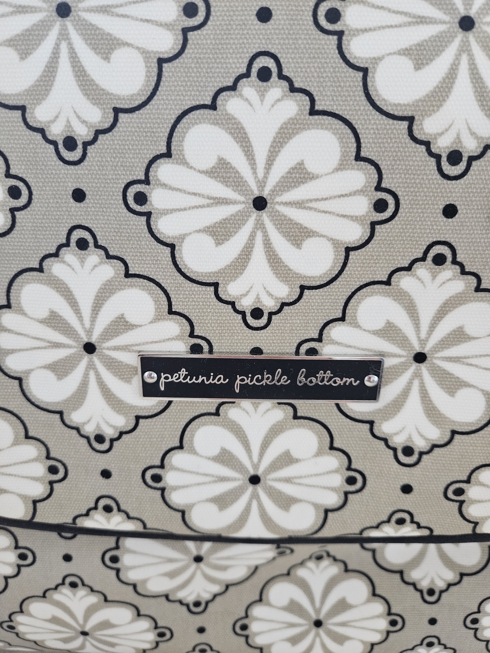 Petunia Pickle Bottom Beige Patterned Diaper Bag Backpack - Picture 2 of 10